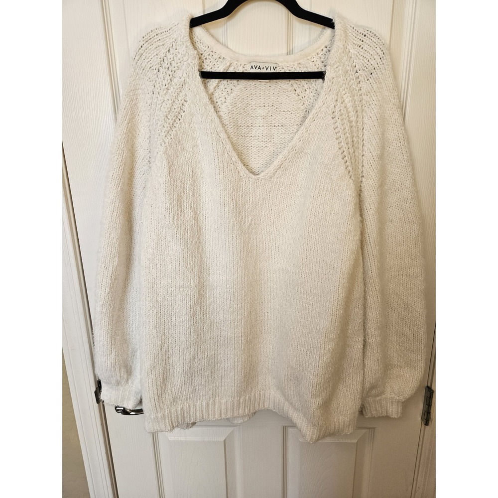 Ava & Viv White Soft Chunky Knit Long Sleeve V-Neck Pullover Sweater, Plus 3X